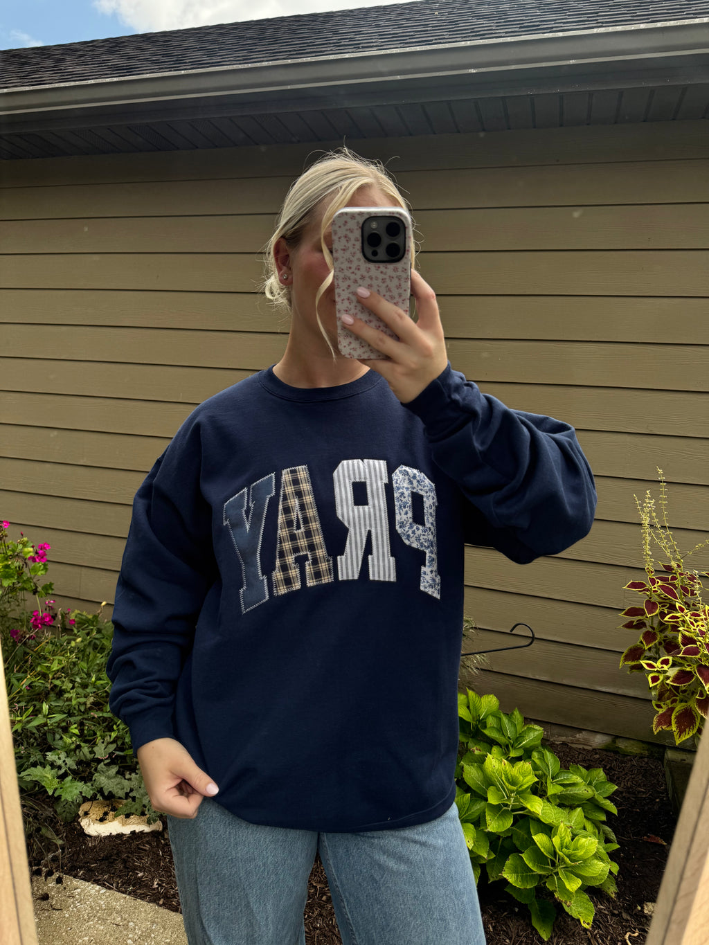 Pray Crewneck